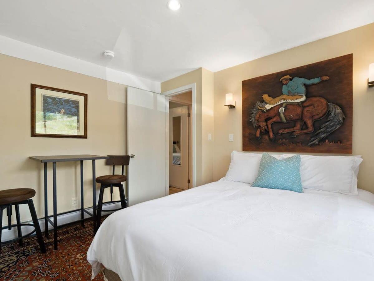 Relaxing 2 Bedroom Steps From Vail Resort מראה חיצוני תמונה